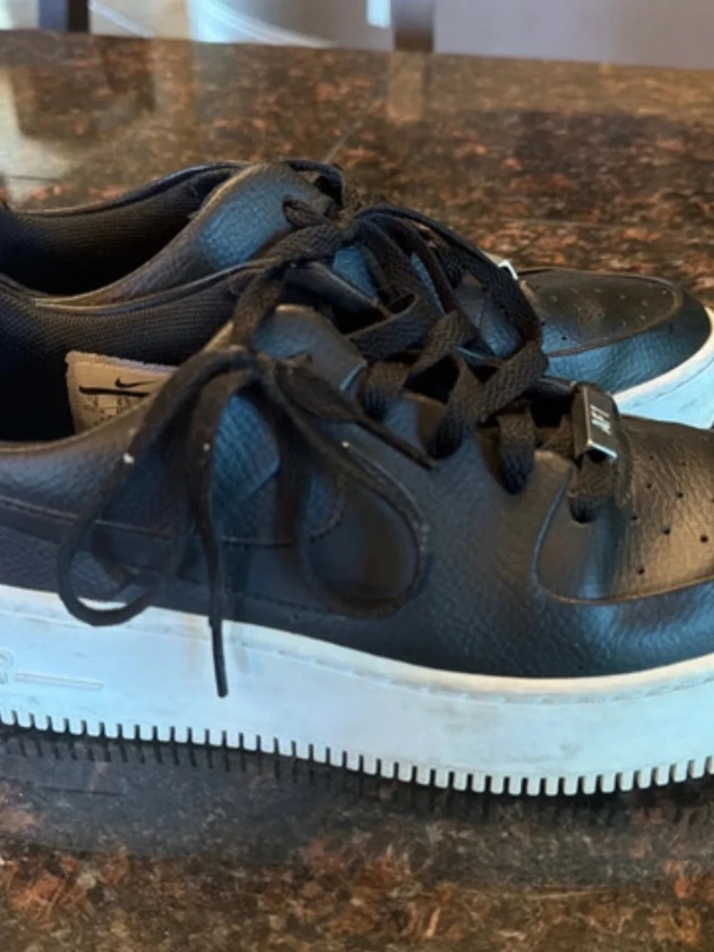 Nike Black Leather Women's Low-Top Sneakers with White Platform Sole SAGE AF1